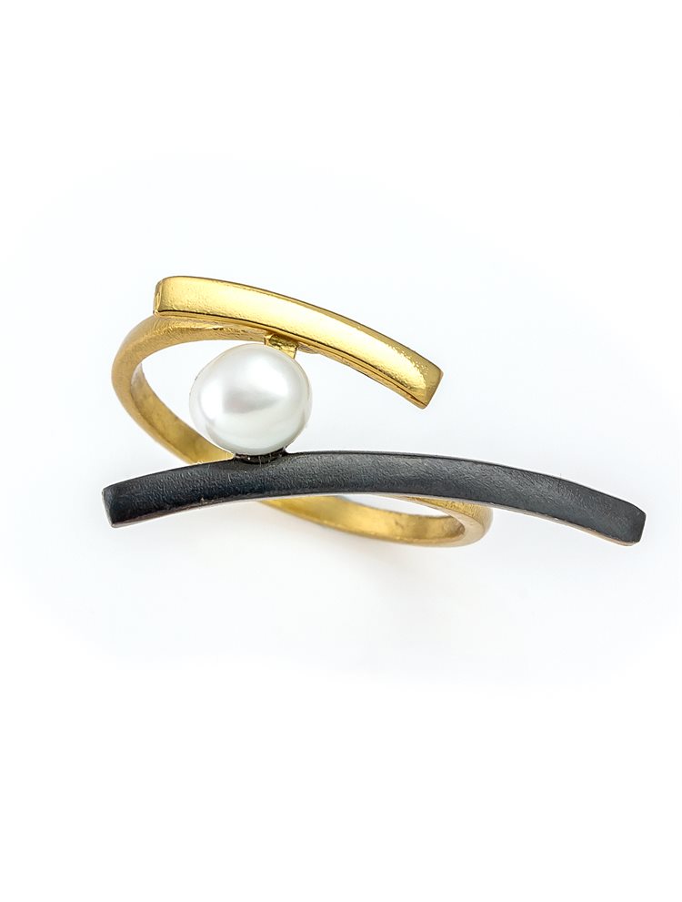 Δαχτυλίδι χειροποίητο από επιχρυσωμένο ασήμι 925 δίχρωμο με μαργαριτάρι fresh water pearl
