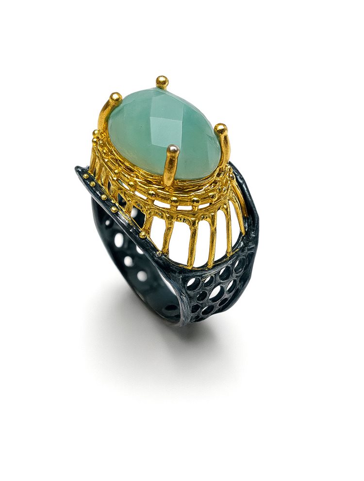 Δαχτυλίδι Ασήμι 925 Οξειδωμένο με Οβάλ Πέτρα Αμαζονίτη και Κίτρινη Επιχρύσωση