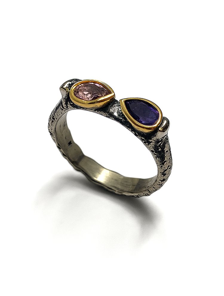 Δαχτυλίδι Ασήμι 925 Οξειδωμένο με Δύο Πέτρες Δάκρυ Ροζ & Μοβ σε Κίτρινη Επιχρύσωση