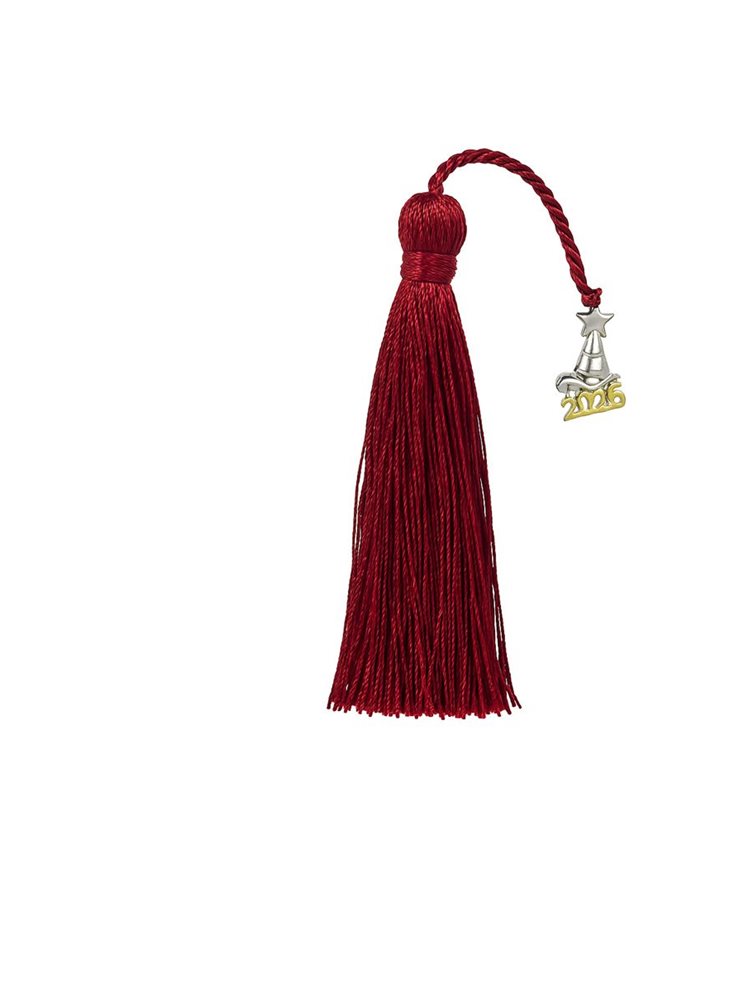 Γούρι για το 2026 από ασήμι 925 και εντυπωσιακή φούντα